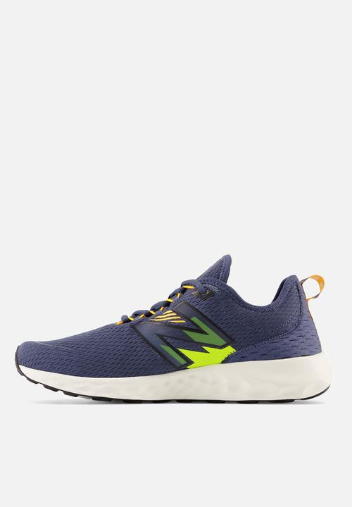 New Balance  - Fresh foam spt v4