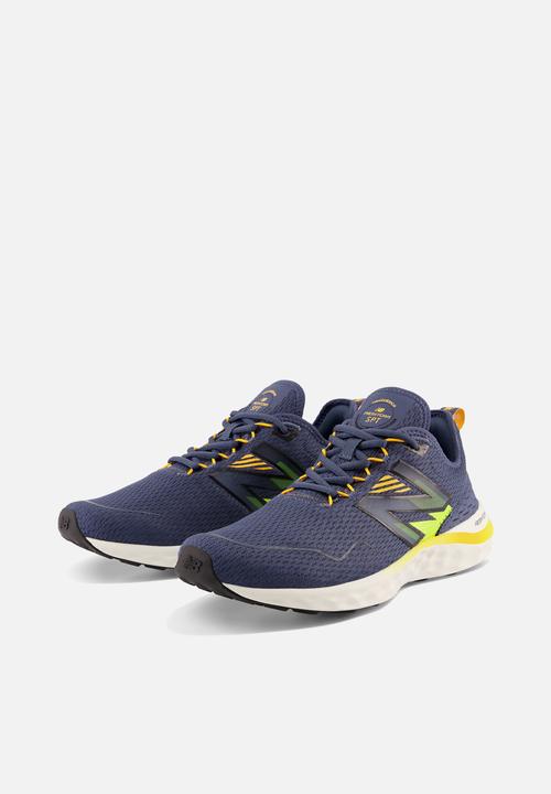 New Balance  - Fresh foam spt v4