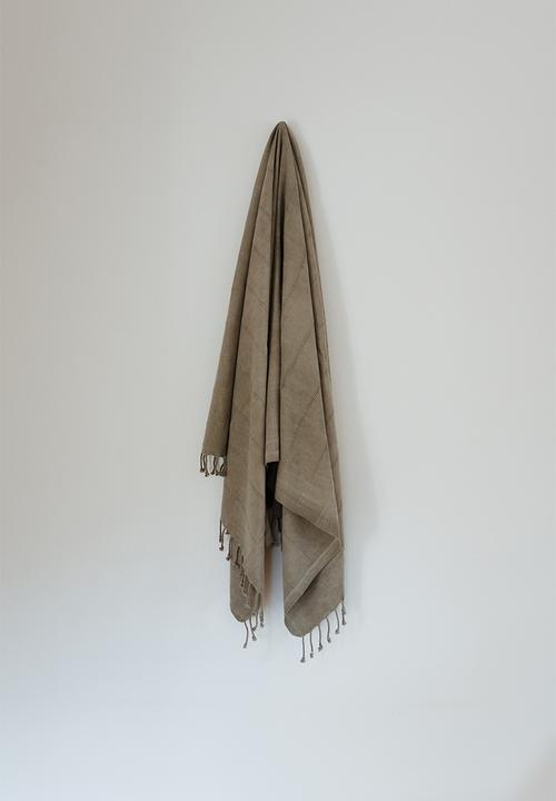 Ecru - Stonewashed lightweight towel - khaki