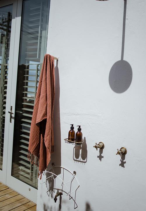 Ecru - Stonewashed lightweight towel - plum