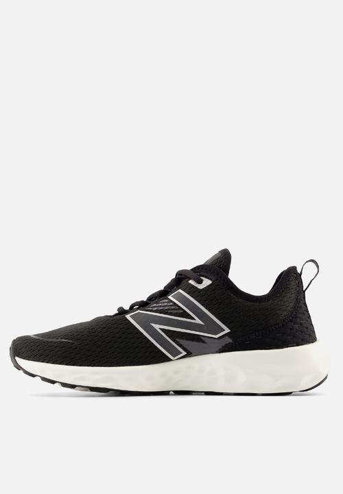 New Balance  - Fresh Foam SPT V4 