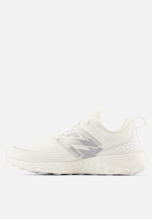 New Balance  - Fresh foam spt v4