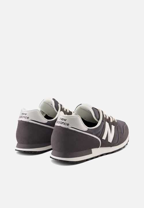 New Balance  - 373 V2 