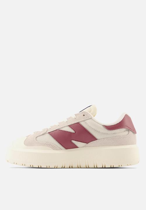 New Balance  - CT302 v1 - 70's meets 90's