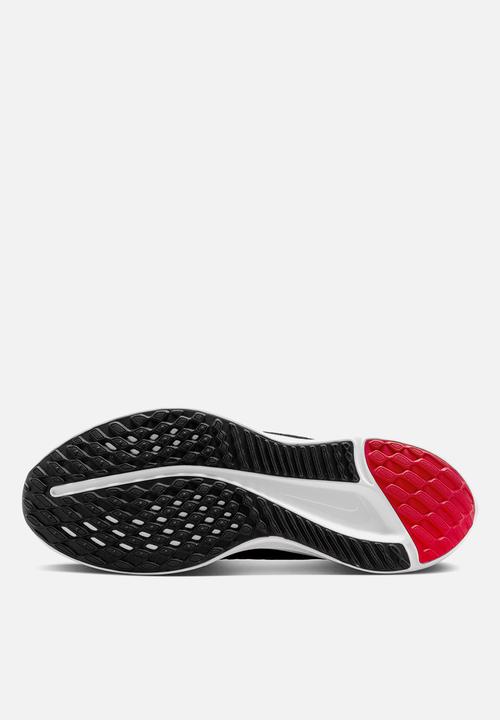 Nike - Quest 5