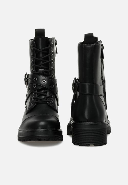 Nine West - Steber lace-up boot - black