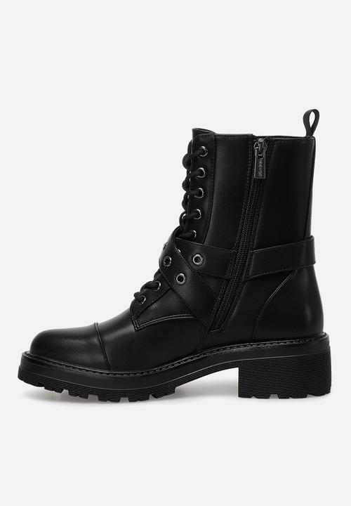 Nine West - Steber lace-up boot - black
