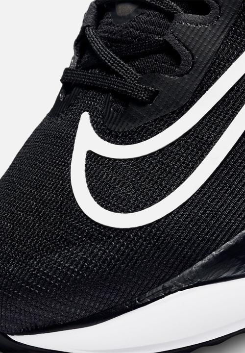 Nike - Zoom fly 5