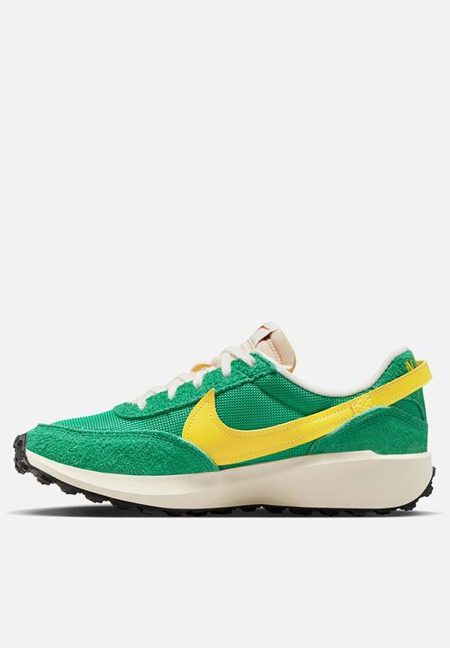 Nike - Waffle Debut