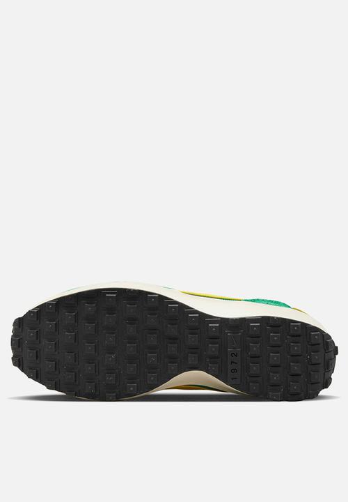 Nike - Waffle Debut