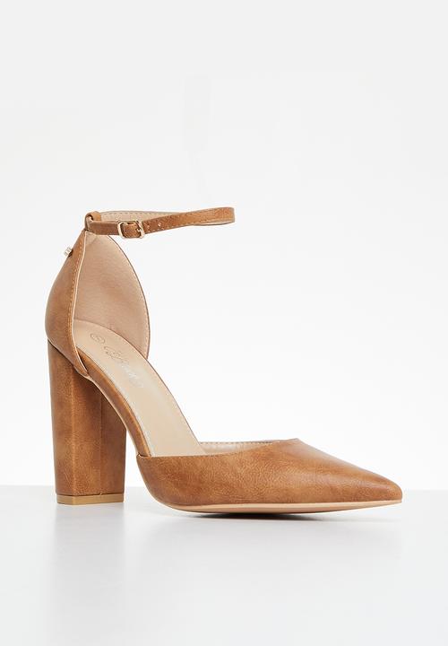 Miss Black - Criss 3 ankle strap heel - tan