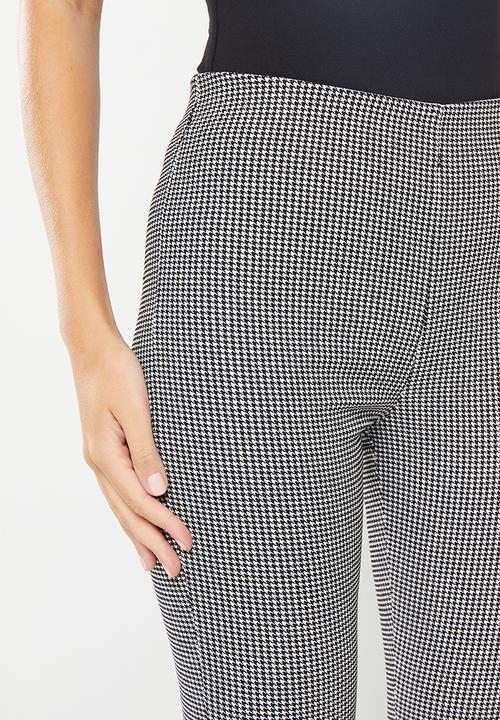 Me&B - Houndstooth Slit flare knit tregging - black & white