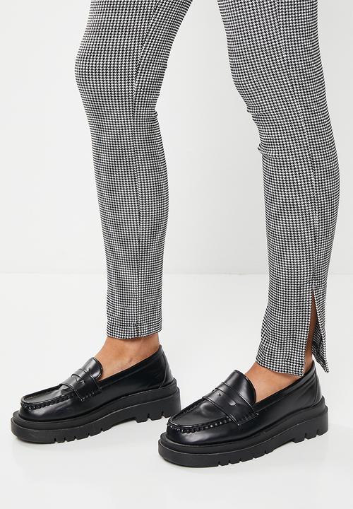 Me&B - Houndstooth Slit flare knit tregging - black & white