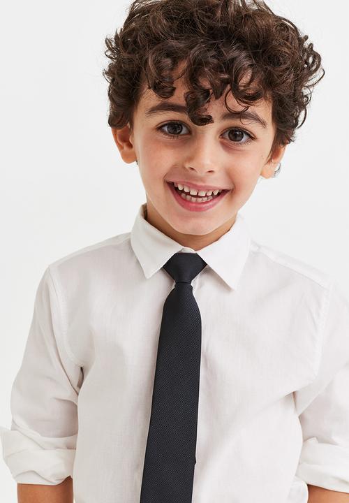 H&M - Shirt and tie/bow tie - white/black