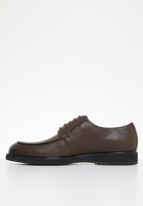POLO - Pebbled derby leather lace up - brown