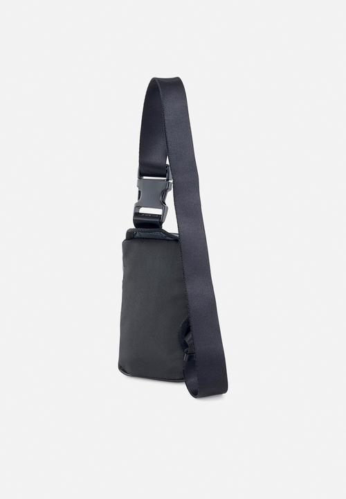 PUMA - Prime time front loader bag - puma black