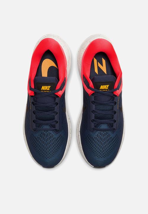 Nike - Nike Structure 24