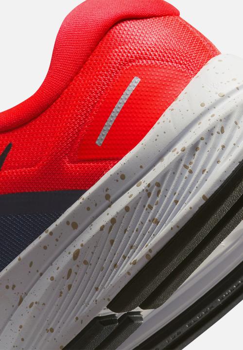 Nike - Nike Structure 24