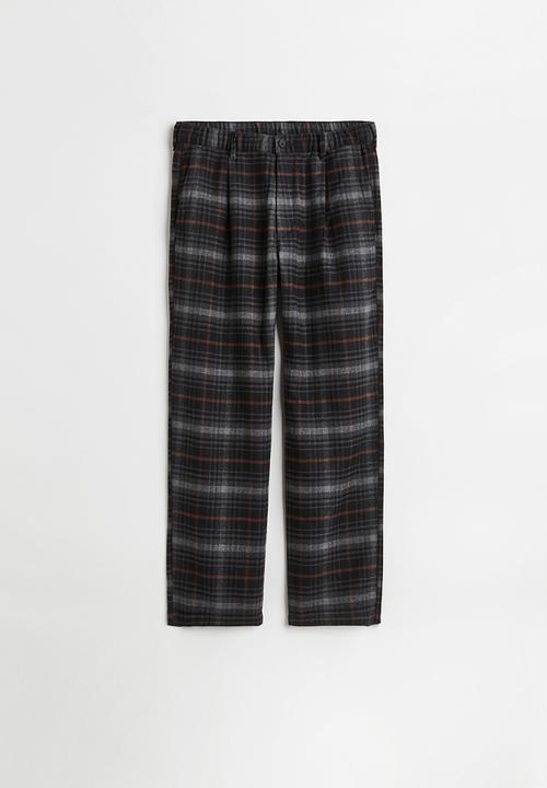 H&M - Relaxed fit wool-blend twill trousers - brown& black checked