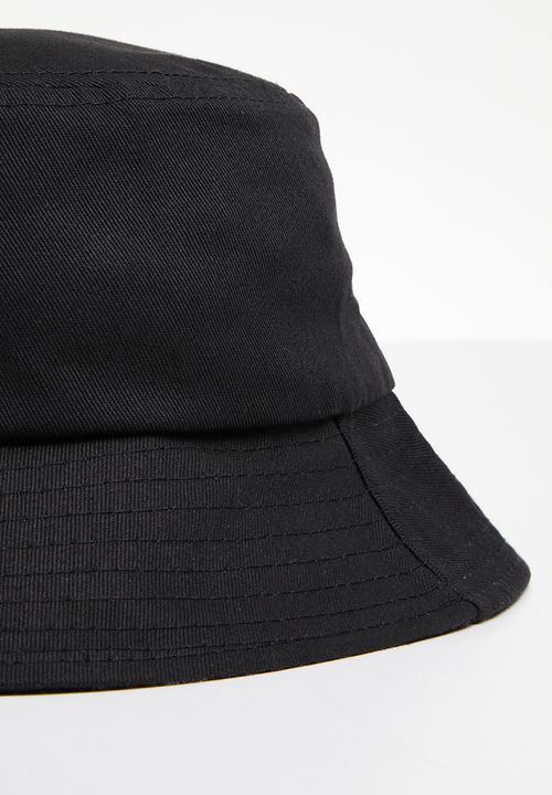 Superbalist - Zola bucket hat - black