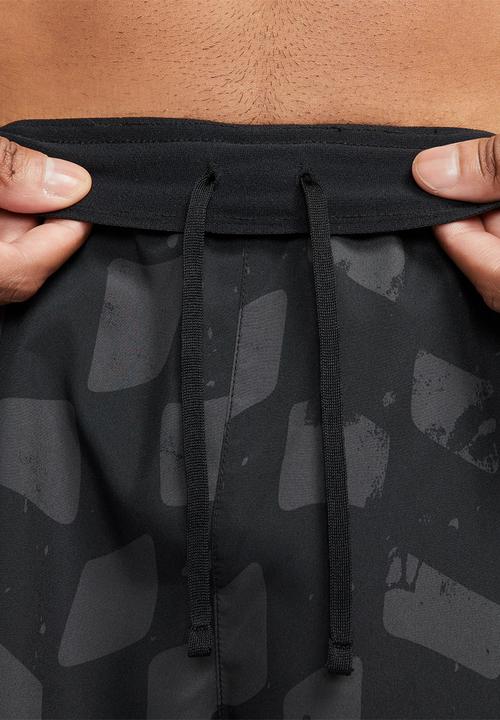 Nike - Nike Dri-FIT Challenger 7" Unlined Running Shorts