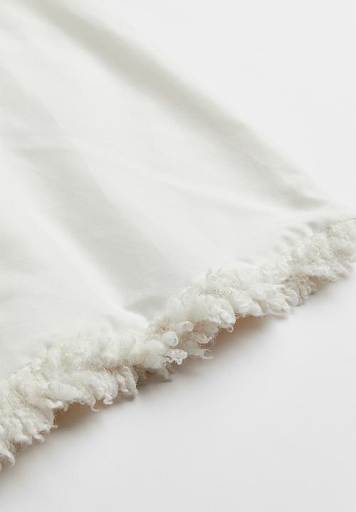 H&M - Plush pile blanket - cream