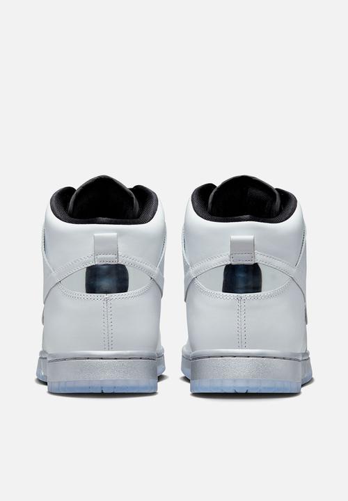 Nike - Dunk High SE