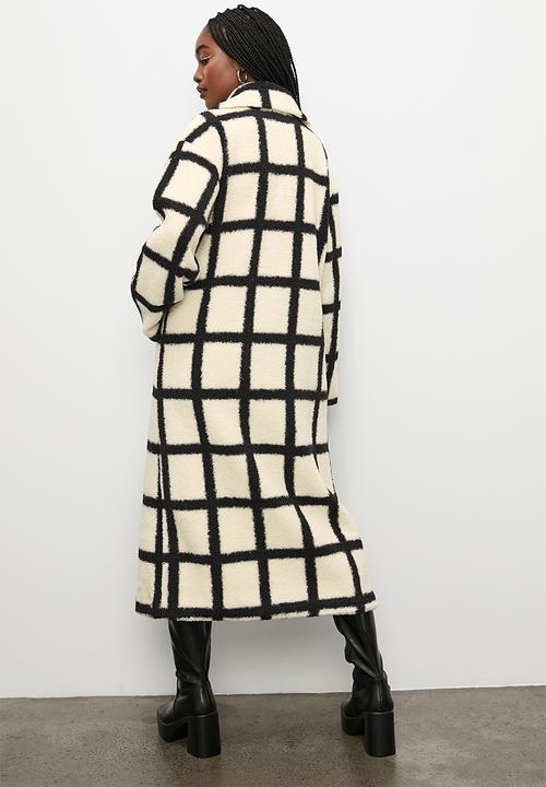 Blake - Printed teddy coat - white & black