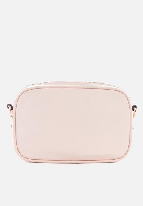 GUESS - Eco gemma crossbody camera - powder pink