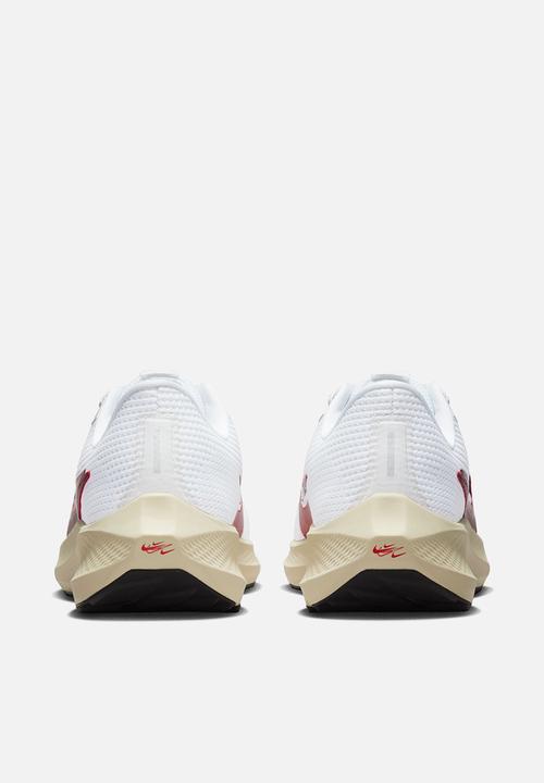 Nike - Nike Pegasus 40 Premium