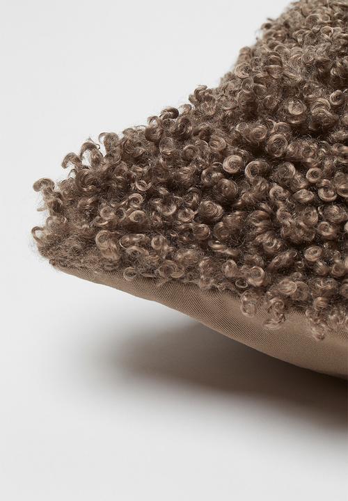 H&M - Faux fur cushion cover - dark mole
