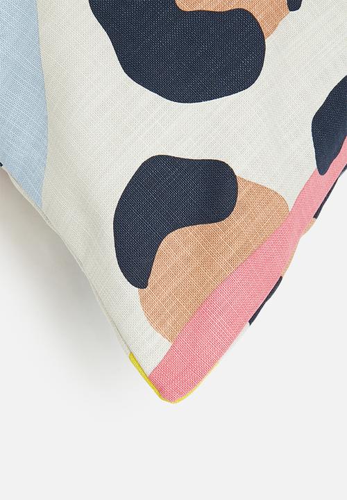 Sixth Floor - Colio cushion cover - multi