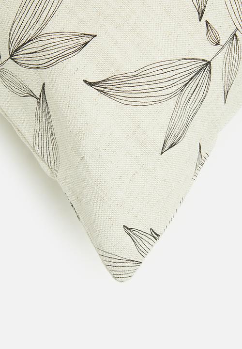 Sixth Floor - Sato cushion cover - black & neutral 
