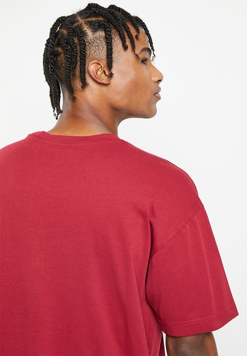 Cotton On - Heavy weight T-shirt - crimson pocket/woven mountain