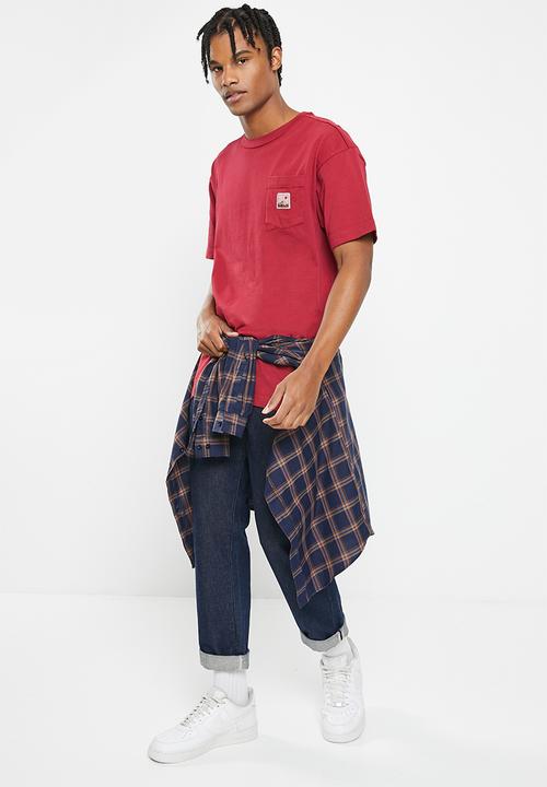 Cotton On - Heavy weight T-shirt - crimson pocket/woven mountain
