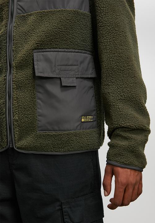 STYLE REPUBLIC - Borg jacket with utility pockets - khaki