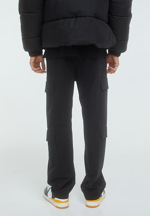 H&M - Loose fit cargo trousers - black
