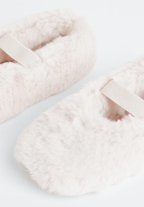 H&M - Fluffy ballet slippers - neutral white