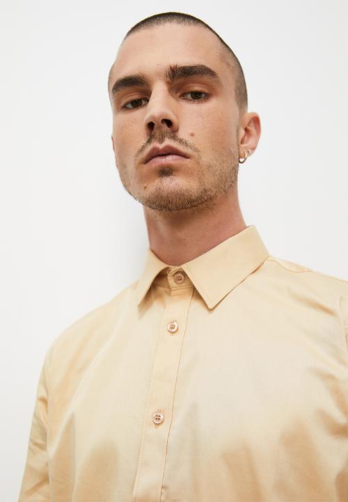 Superbalist - Slim fit cotton sateen stretch shirt - caramel