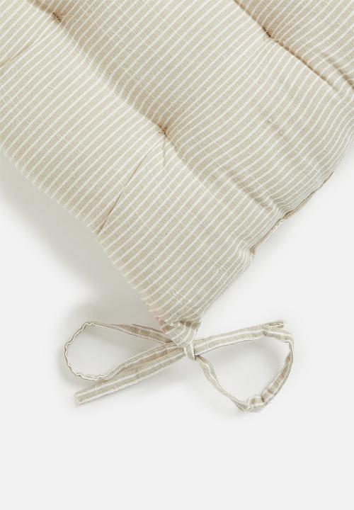 H&S - Matt outdoor seat set of 2 - cream