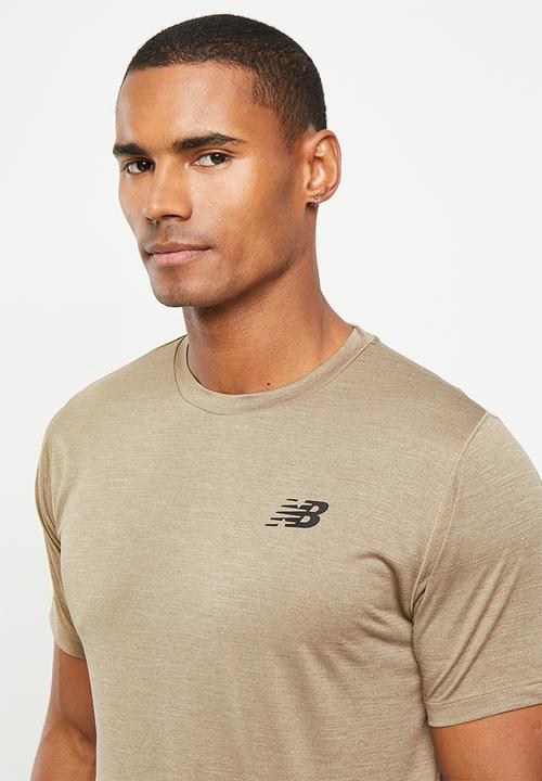 New Balance  - Tenacity short sleeve - mushroom heather