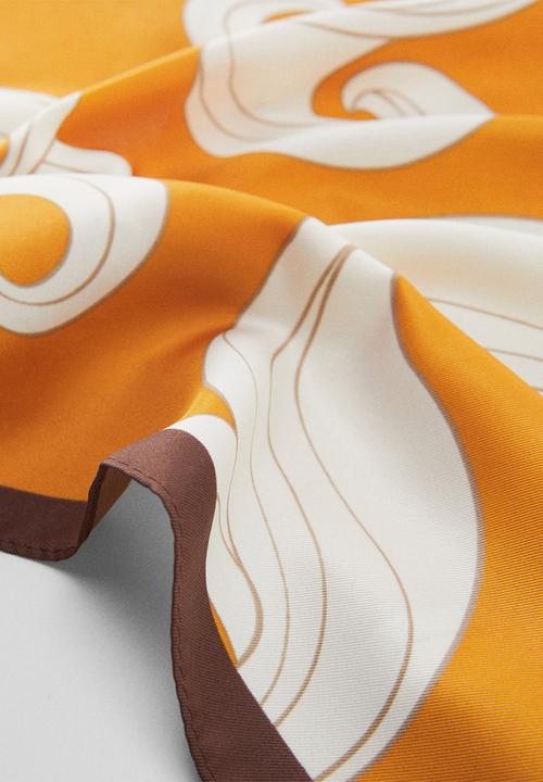 MANGO - Neck scarf felix - mustard