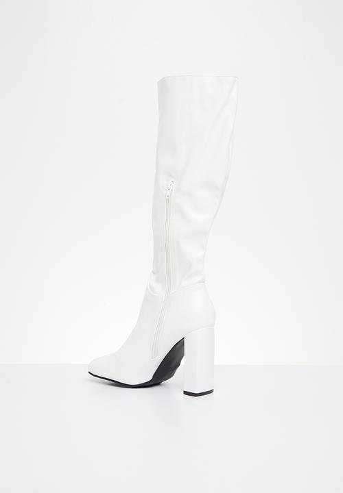 Public Desire - Gia knee high boot - ecru box pu