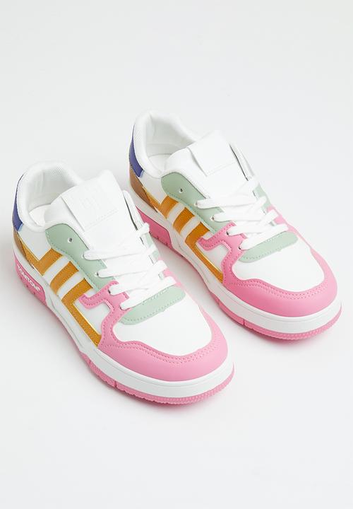 Tom Tom - Low cut colour block sneaker - white/sage/multi