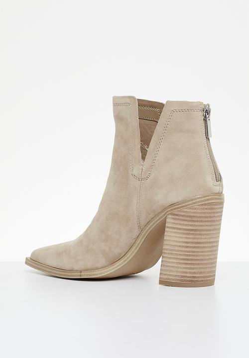 Steve Madden - Cornelia ankle boot - sand suede