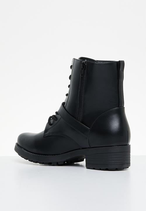 Madison® - Bex lace-up boot - black