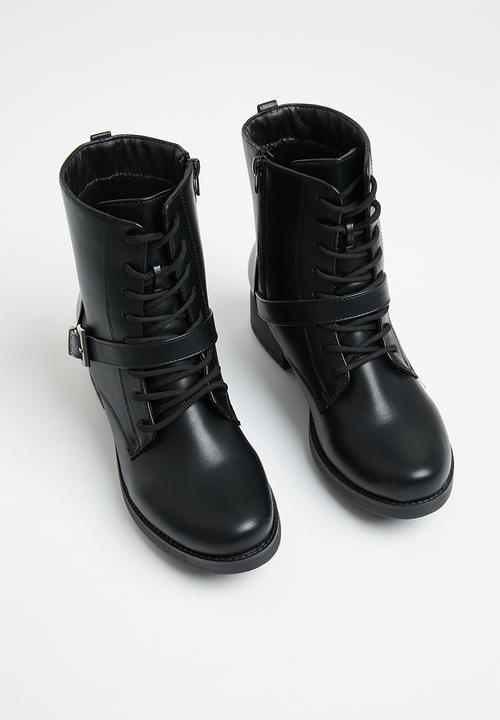 Madison® - Bex lace-up boot - black
