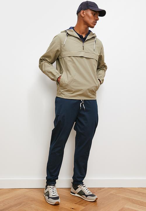 Lark & Crosse - Hooded rib stop poplin 1/4 zip pullover lightweight jacket - stone