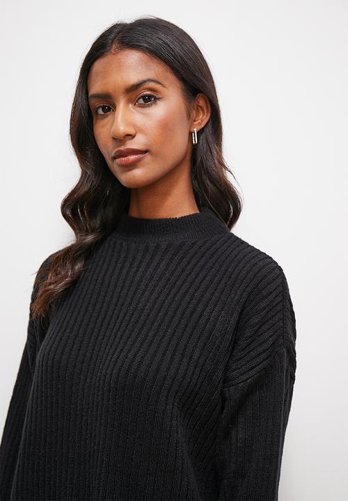 edit - Longer length pullover - black