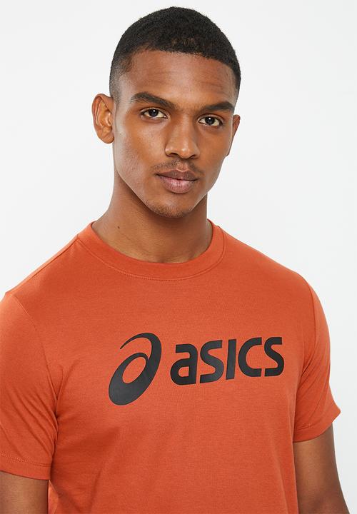 ASICS - Asics big logo tee - spice latte/performance black